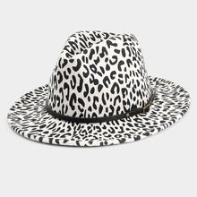 Load image into Gallery viewer, Faux Leather Band Detailed Leopard Patterned Panama Hat
