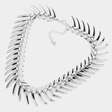 Load image into Gallery viewer, Metal Geometric Spike Chain Necklace
