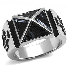 Load image into Gallery viewer, Anillo Color Plata Para Hombres de Acero Inoxidable Piramide con Dos Cruzes - Jewelry Store by Erik Rayo
