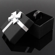 Load image into Gallery viewer, Men&#39;s 6mm Black Brushed Comfort Fit Wedding Band Ring for Men and Women
